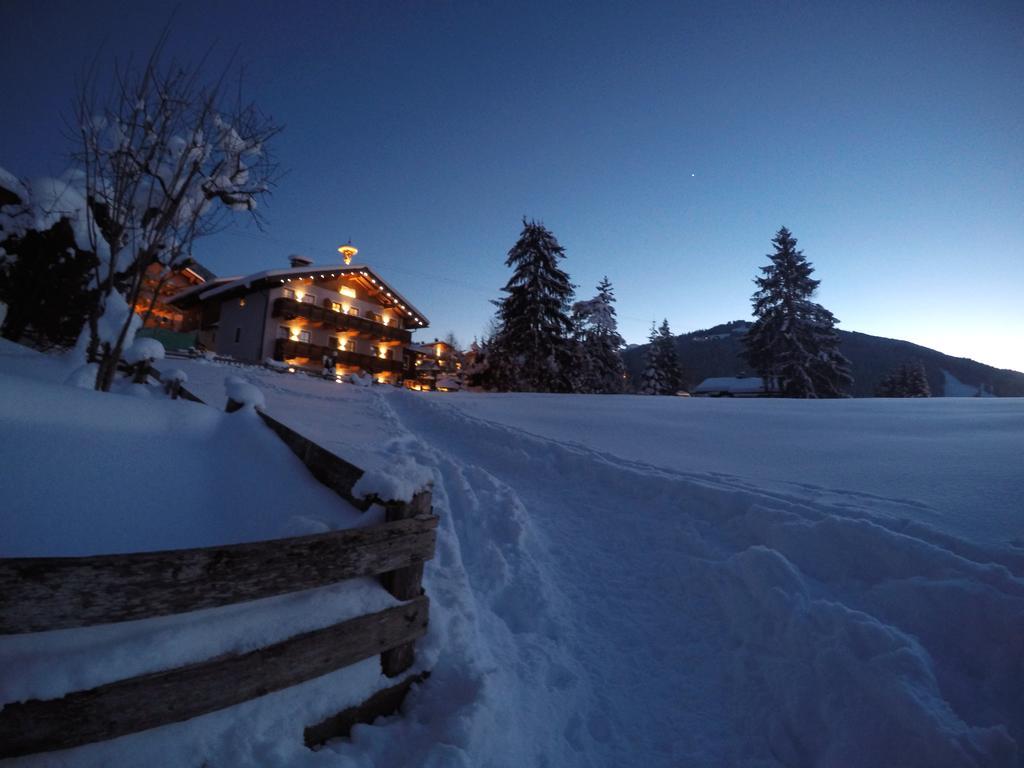 Amadelodge Wagrain Bagian luar foto